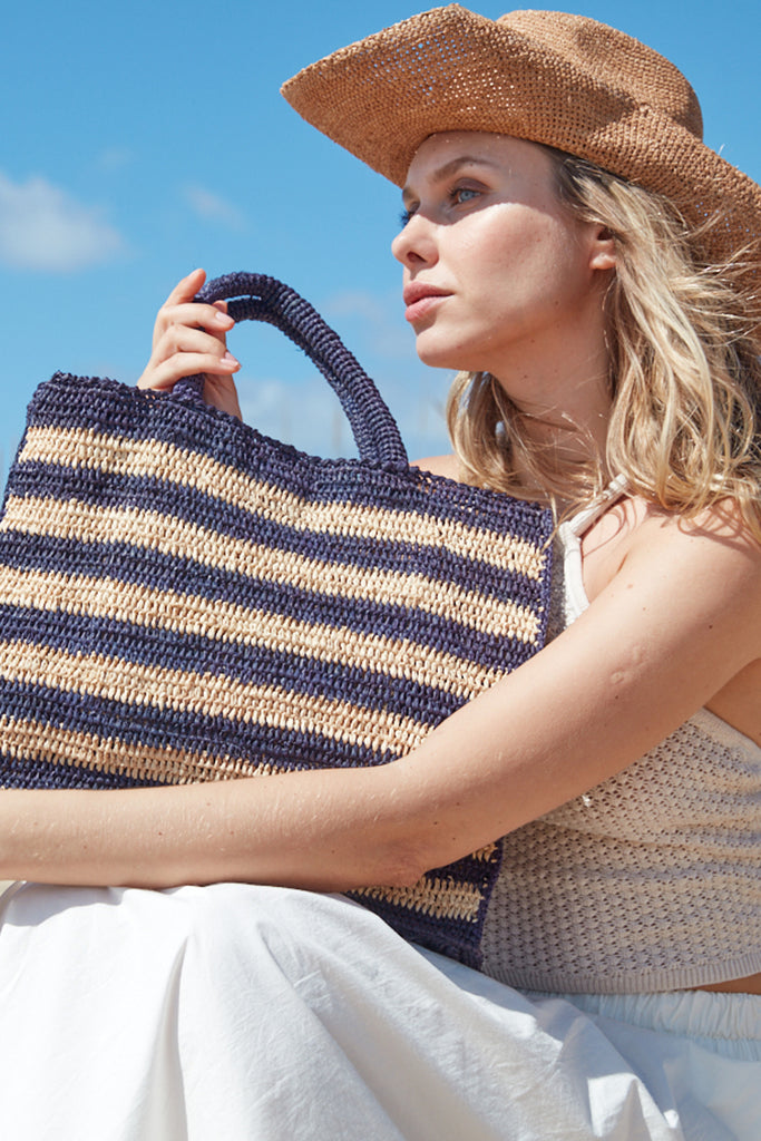 Callie tote in Navy Natural on model