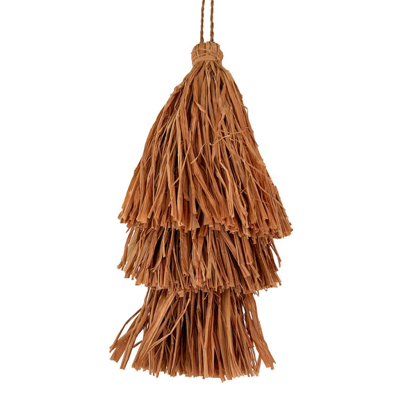 Raffia tassel in sand as used in the Carolina Tote